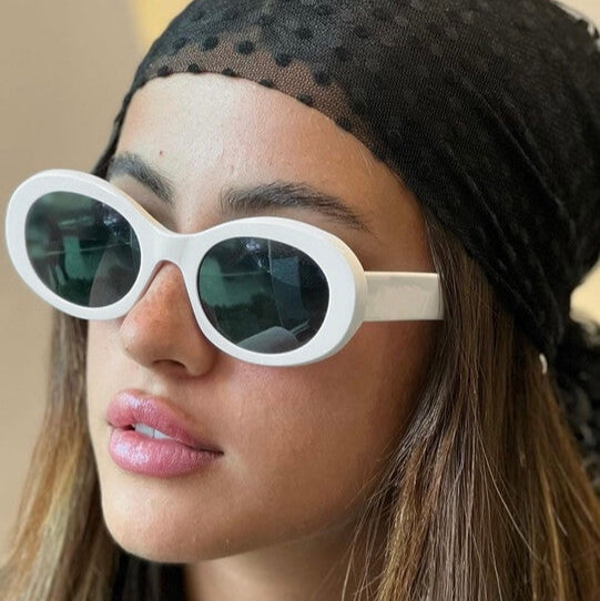 Retro Charm sunglasses white 1