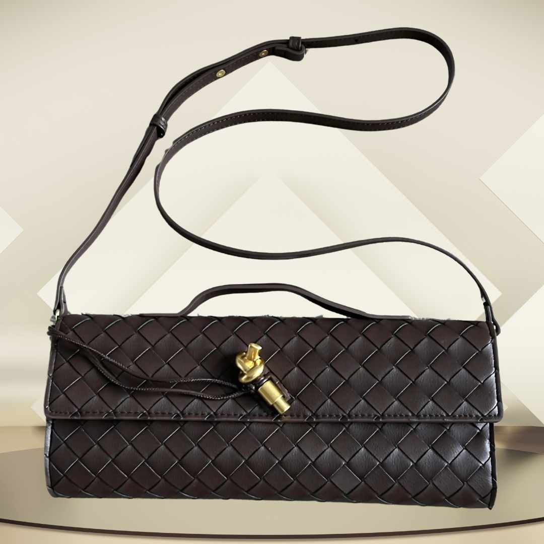 Victoria Woven Crossbody Clutch – Elegant &amp; Versatile Design